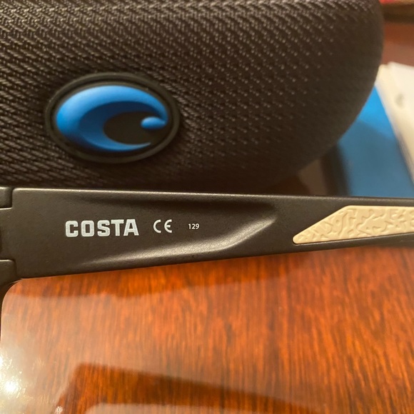 NEW, AUTHENTIC, NEVER WORN, Costa Waterwoman 2, WTR 11 - Picture 13 of 13